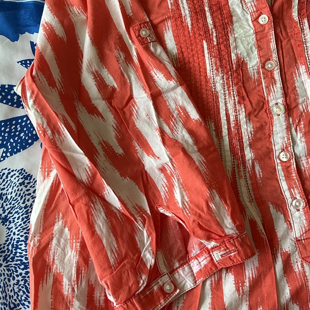 St John’s Bay 1X Coral and White Ikat Women’s Blouse - Picture 3 of 8